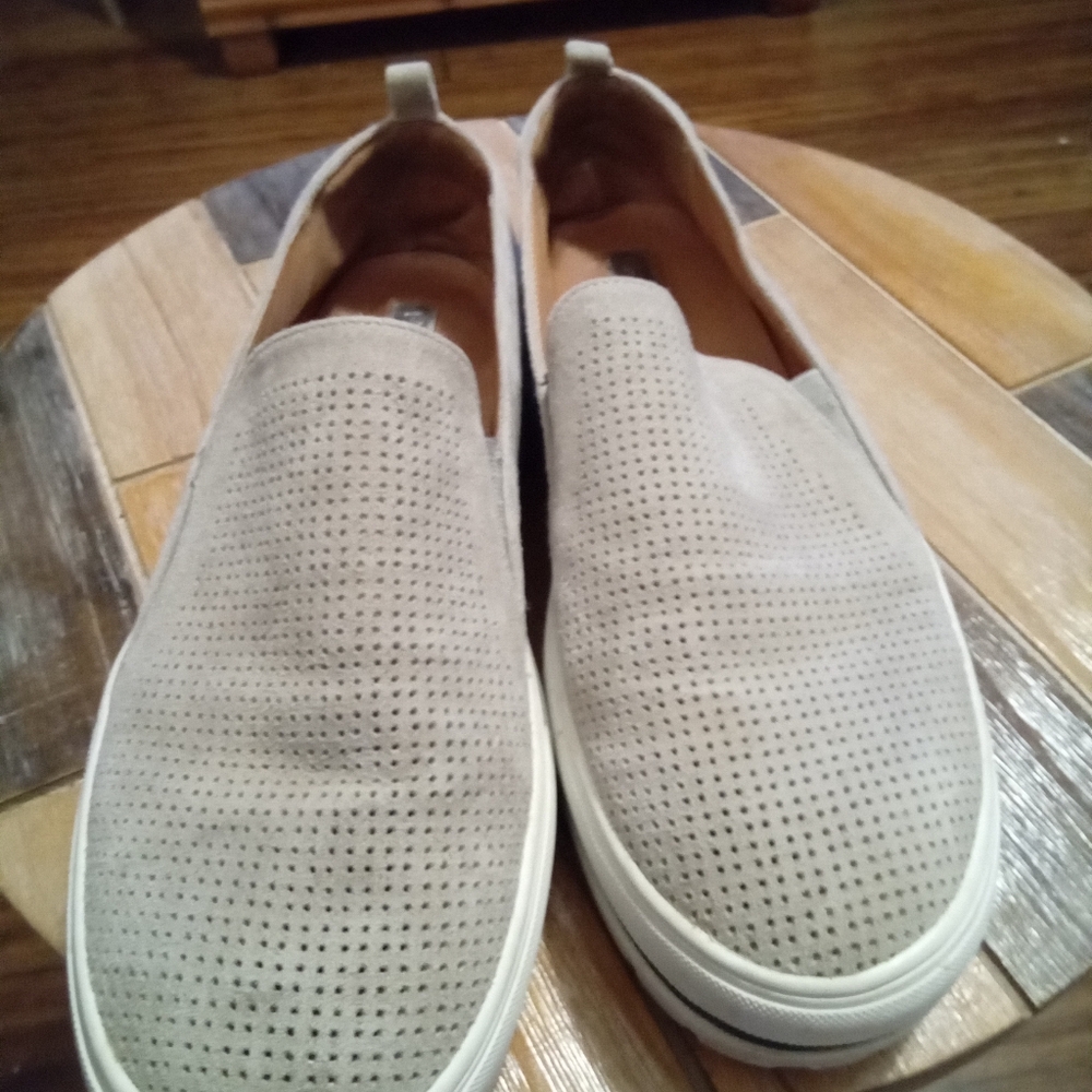 Halogen Size 7.5. Beige Perforated Slip-On Sneakers. Nordstrome's